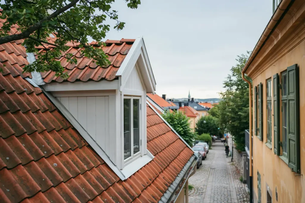 byggnation av takkupa p vindsv ning i haga g teborg